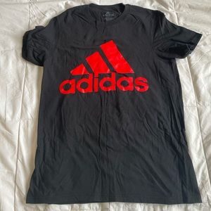 Mens Adidas T shirt ( S )